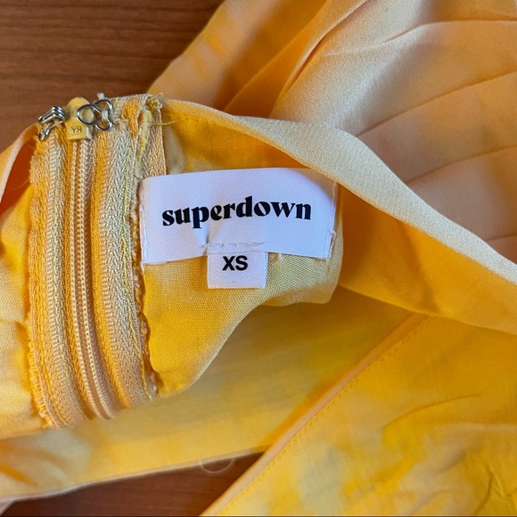 💛harlie halter top in yellow💛 - Picture 10 of 10